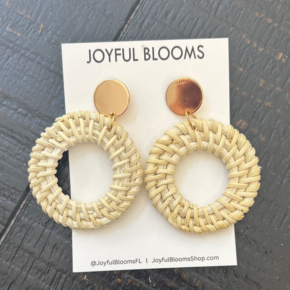 Woven Circle Natural Rattan Earrings off white and gold